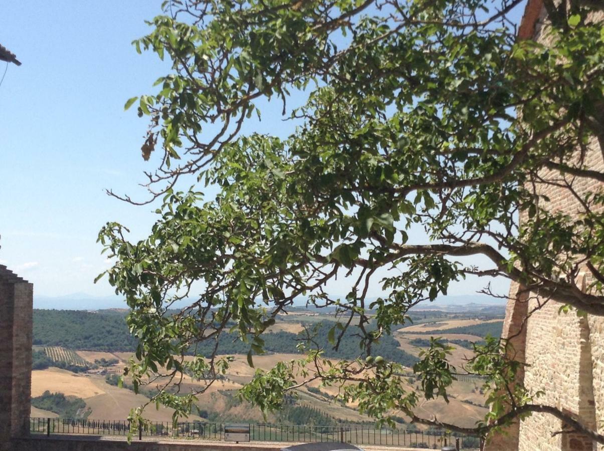 Luxury Apartment Piazza Grande Montepulciano Stazione エクステリア 写真