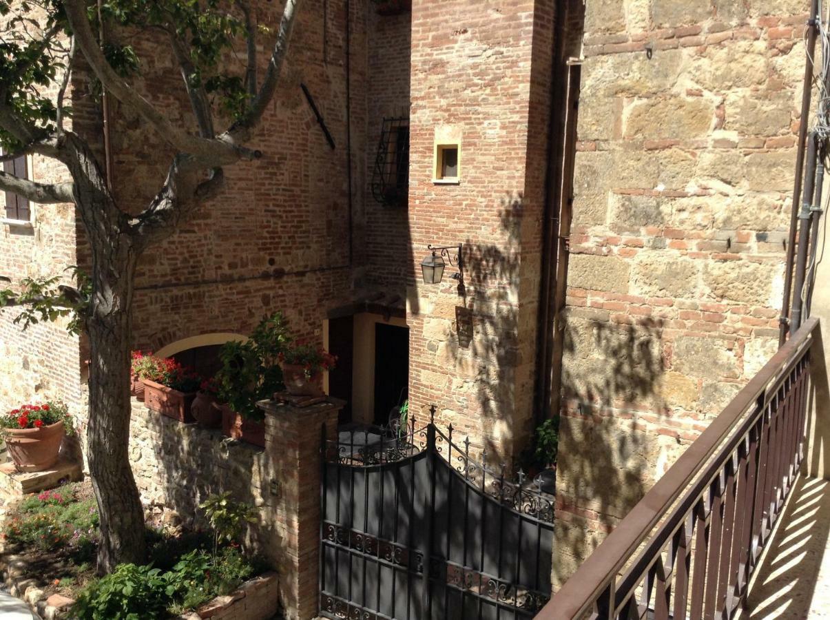 Luxury Apartment Piazza Grande Montepulciano Stazione エクステリア 写真
